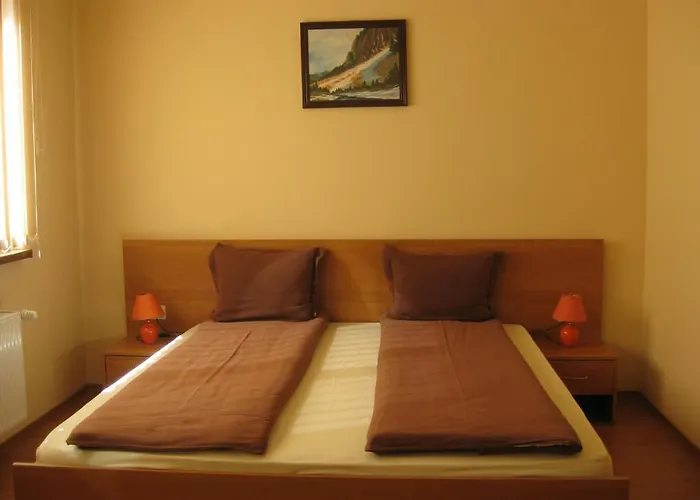 Family Veronika Devin