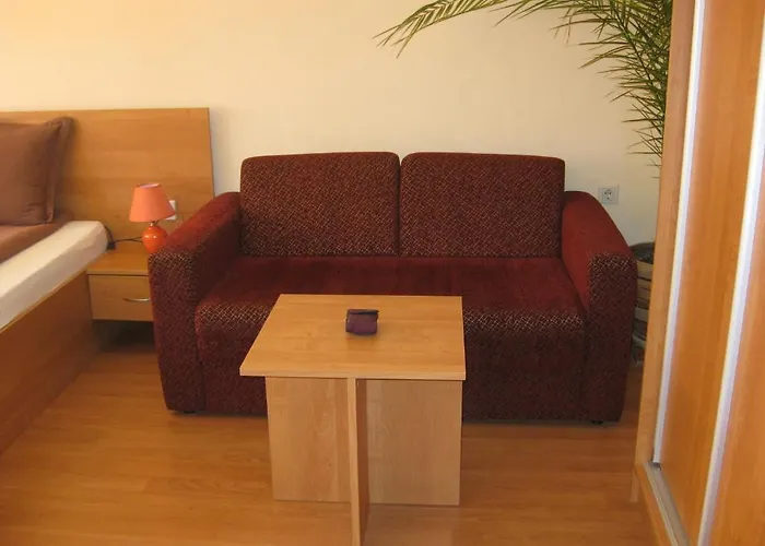 Family Veronika Devin