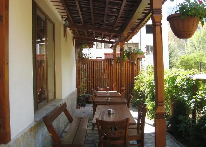 Hotel Family Veronika Devin